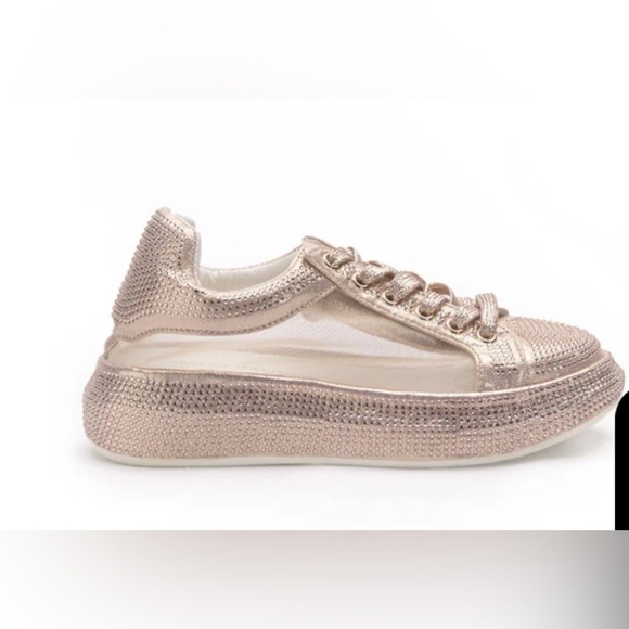 Azalea Wang Azure 2 rose gold size 7 . Brand new - Picture 1 of 4